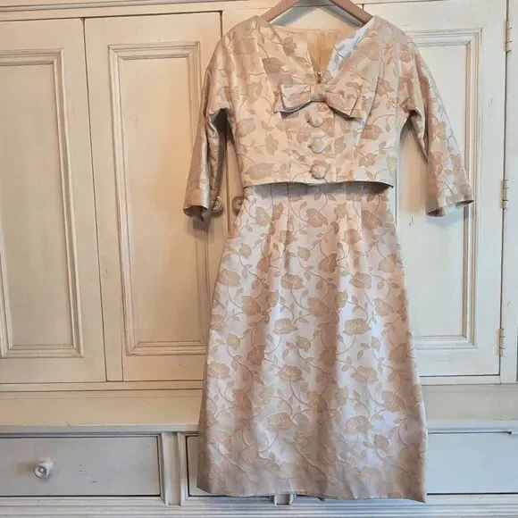 Vintage Mardi Gras 2 Piece 60s Brocade Suit Dress Champagne Color XS/ S - Picture 1 of 11